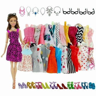 Ropa y Vestidos de Barbie  Todos los accesorios Barbie