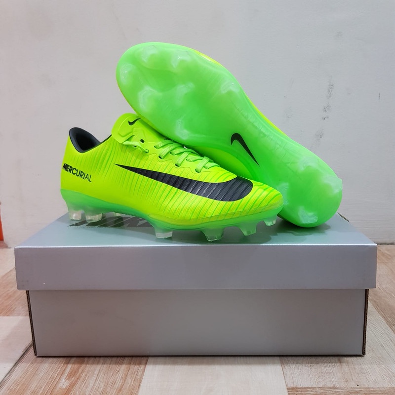 Zapatos nike cheap mercurial verdes