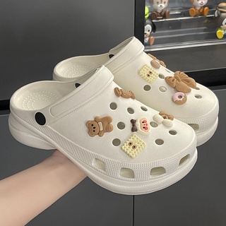 Chidan Zapatos De Fábrica Crocs Mujer Verano Desgaste Lindo De Dibujos  Animados Suela Gruesa Dos Zapatillas | Shopee Chile