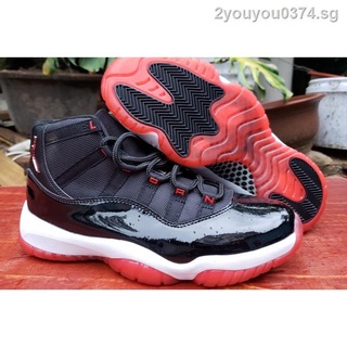 Jordan 11 cheap negro con brillo