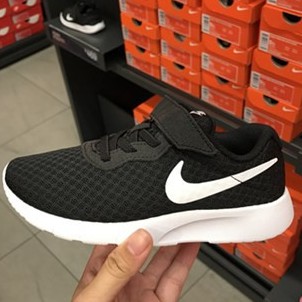 Tenis nike 2024 numero 35