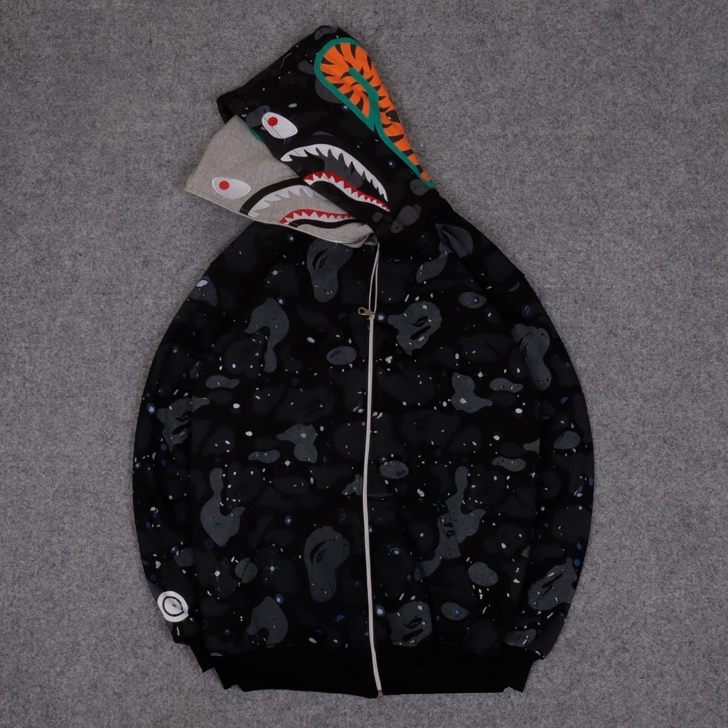 A BATHING APE Un mono de ba o sudadera con capucha Bape Shark Camo