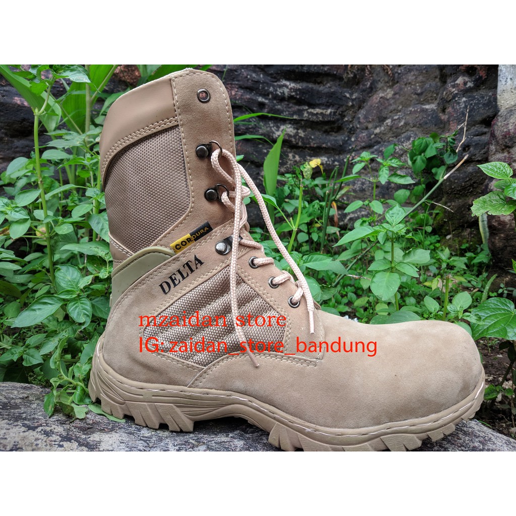 Botas discount delta originales