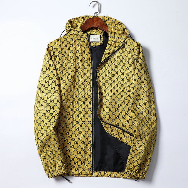 Todo sobre la exclusiva chaqueta de 35.000€ de Louis Vuitton