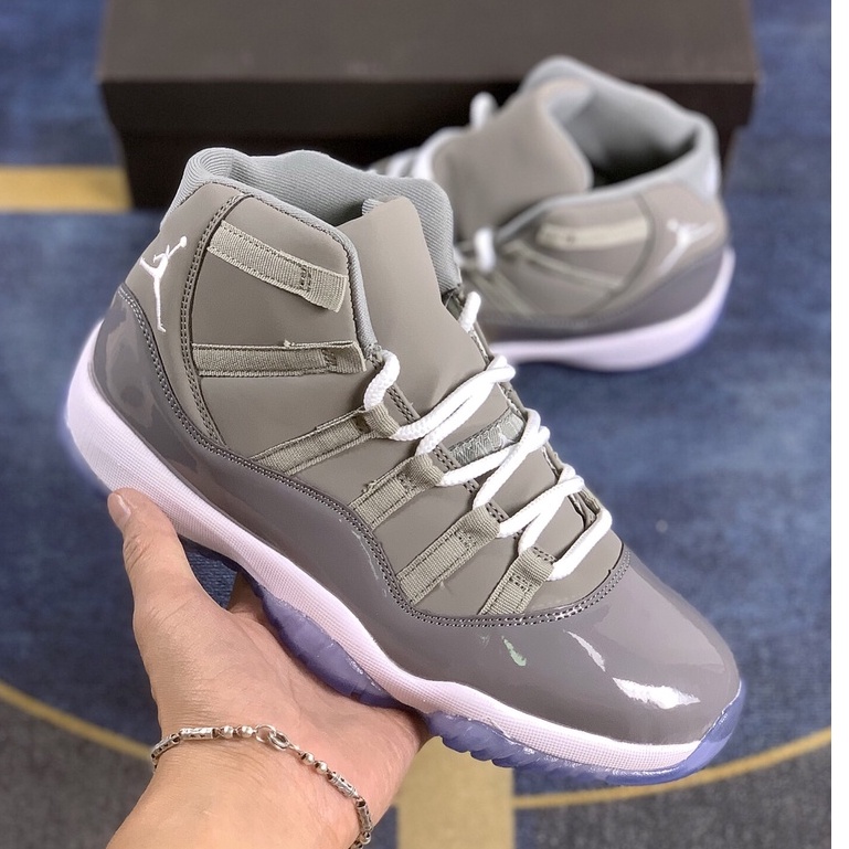 Air jordan retro 11 mujer online