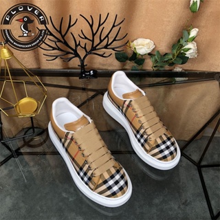 Tenis burberry outlet negro con blanco