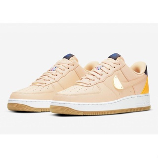 Air force best sale negras suela caramelo