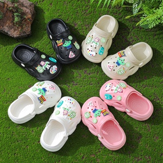 Los niños pequeños zapatos para bebé niña encaje hasta niños de malla  transpirable de zapatillas para niñas Soft Zapatillas Zapatillas de luz -  China Zapatos de bebé de 3 años de edad