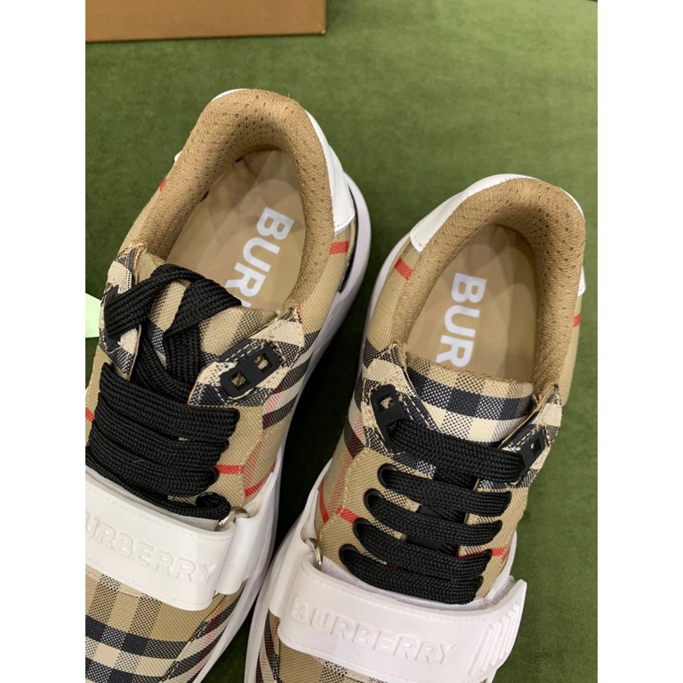 G5 De Alta Calidad Para Hombres Y Mujeres Mismo Estilo Burberry Zapatillas Clasicas A Cuadros De Suela Gruesa Zapatos De Papa Casuales Para Parejas Numero De Tamano 35 45 Shopee Chile