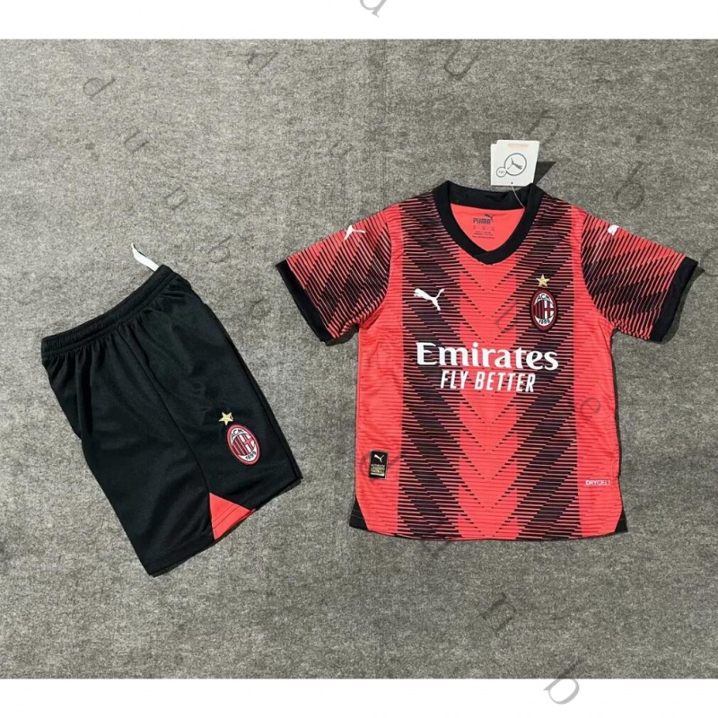 Conjunto deportivo del online milan