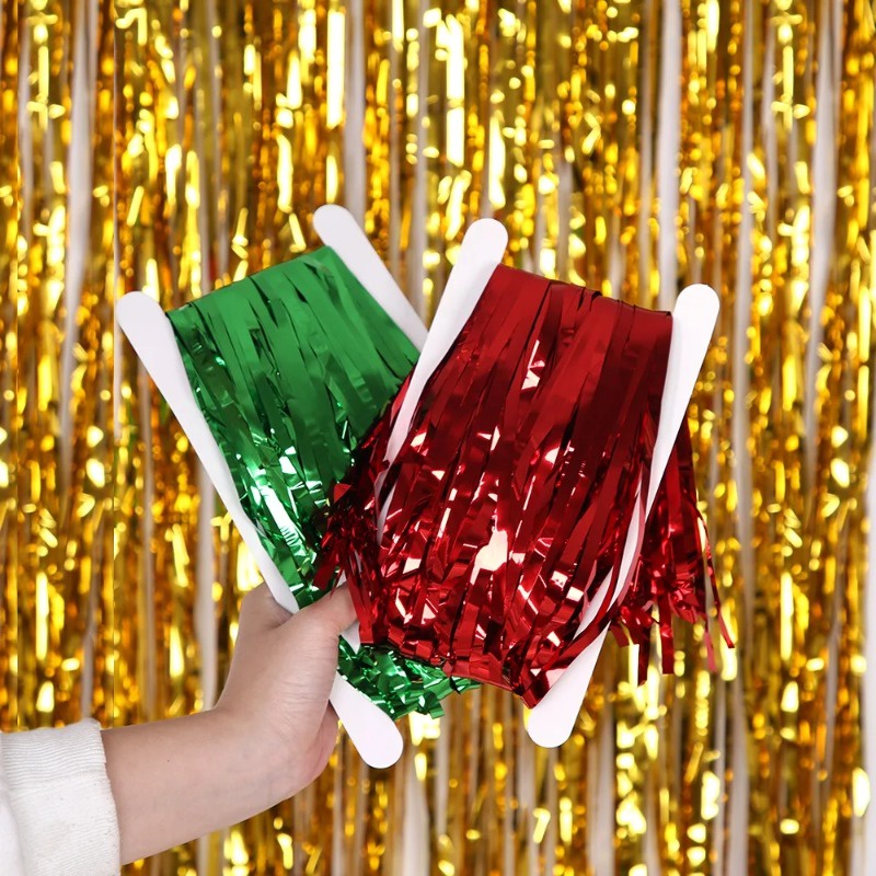 Cortinas de aluminio de cortina metálica de flequillo como telón de fondo  para el Cumpleaños Fiesta de Bodas decoraciones de Navidad - China La  cortina metálica de lámina metálica y la decoración