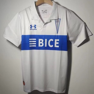 Uniforme universidad catolica online 2020