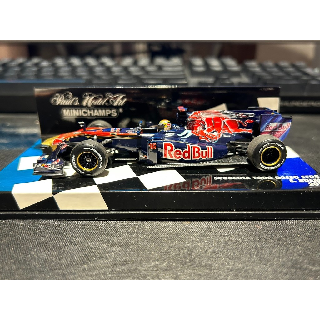 Mini Corte 1 / 43 Little Red Bull Str5 Buyemi 2010 Race Season ...